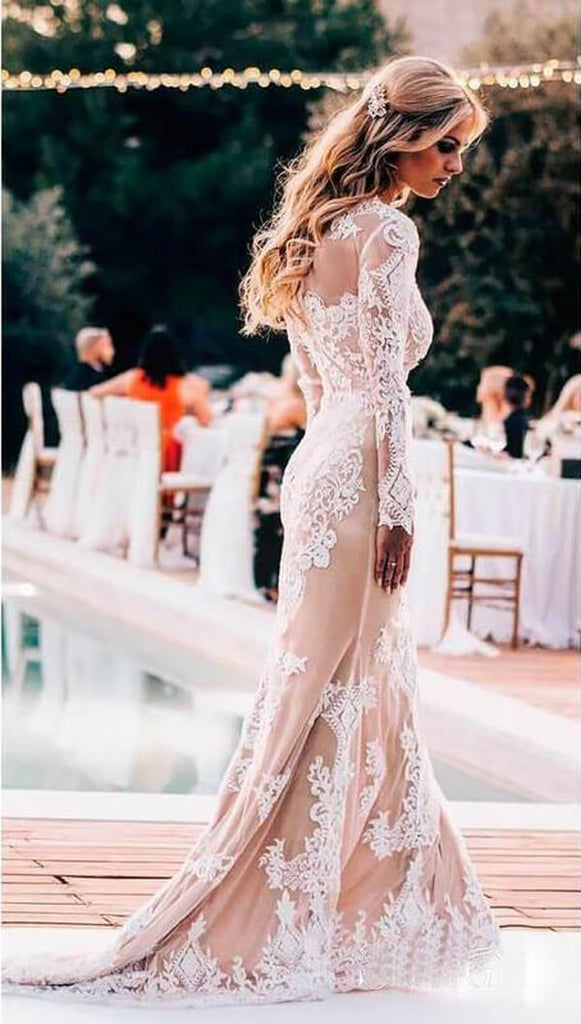 JUBILATION | Princess-cut wedding dress with V-neck | White One